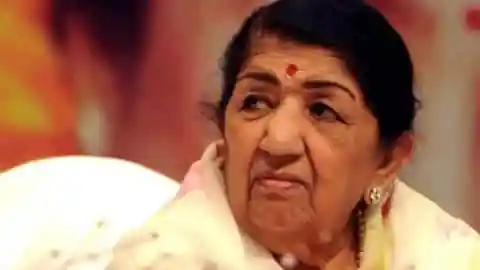 लता मंगेशकर ने दुनिया को कहा अलविदा